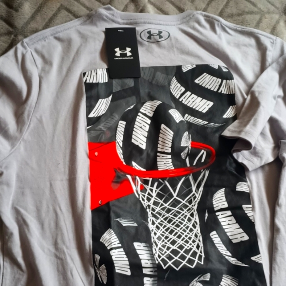 Under armour men's medium